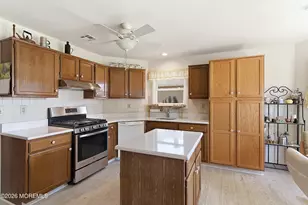 35 Noranda St, Toms River Township, NJ 08757 - Photo 4