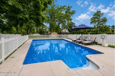 370 W Park Avenue, Oakhurst, NJ 07755 - Photo 32