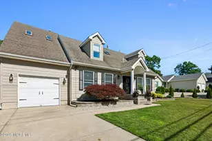 498 Nautilus Dr, Manahawkin, NJ 08050 - Photo 2