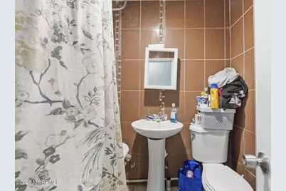 718 W Side Avenue, Jersey City, NJ 07306 - Photo 38
