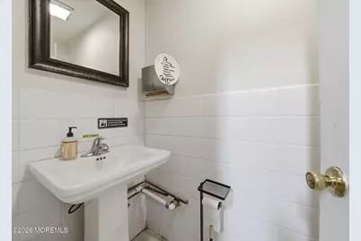 722 W Side Avenue, Jersey City, NJ 07306 - Photo 14