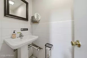 722 West Side Ave, Jersey City, NJ 07306 - Photo 14