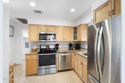 208 Carteret Avenue, Seaside Heights, NJ 08751 - Photo 12