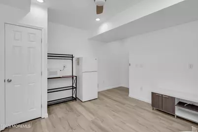 4 Wood Avenue, Middletown, NJ 07758 - Photo 34