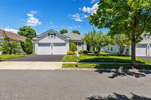 46 Minuteman Cir, Allentown, NJ 08501 - Photo 6