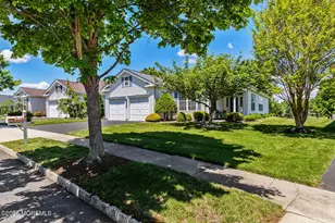 46 Minuteman Cir, Allentown, NJ 08501 - Photo 4