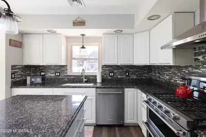 28 Farragut Drive, Brick, NJ 08723 - Photo 12