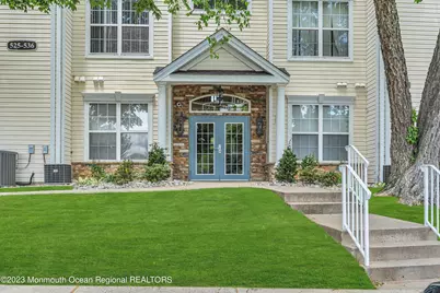 536 St Andrews Place, Manalapan Township, NJ 07726 - Photo 4