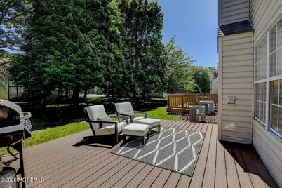 427 Dorchester Way, Manalapan Township, NJ 07726 - Photo 28