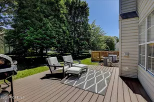427 Dorchester Way, Manalapan Township, NJ 07726 - Photo 28