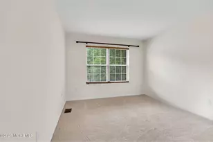 16 Sunningdale Cir, Manalapan Township, NJ 07726 - Photo 18