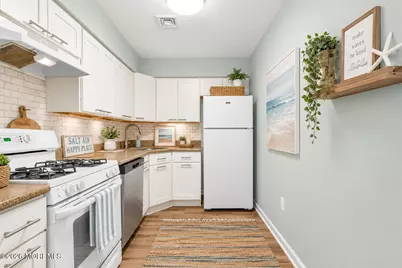 1 Central Avenue #8, Atlantic Highlands, NJ 07716 - Photo 18