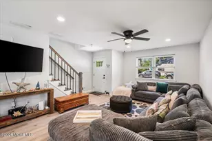 36 Frazee Pl, Keansburg, NJ 07734 - Photo 8