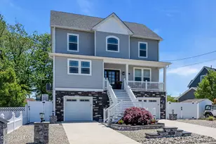 13 Lagoon Dr E, Toms River Township, NJ 08753 - Photo 1