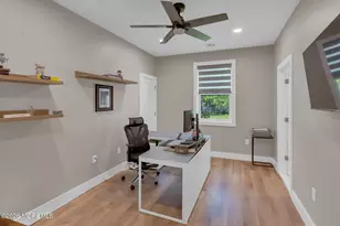 9 Pica Pl, Tinton Falls, NJ 07724 - Photo 20