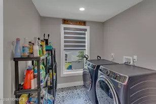 9 Pica Pl, Tinton Falls, NJ 07724 - Photo 32