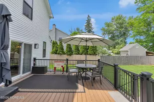 9 Pica Pl, Tinton Falls, NJ 07724 - Photo 34