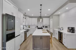 9 Pica Pl, Tinton Falls, NJ 07724 - Photo 10