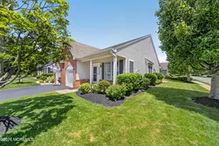71 Burholme Dr, Robbinsville Township, NJ 08691 - Photo 2