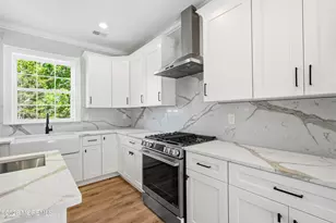 1117 Lakewood Rd, Toms River Township, NJ 08753 - Photo 16