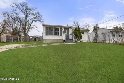 28 Brandies Road, Toms River Township, NJ 08757 - Photo 2