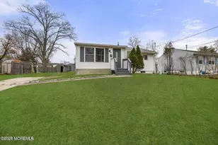 28 Brandies Rd, Toms River Township, NJ 08757 - Photo 2
