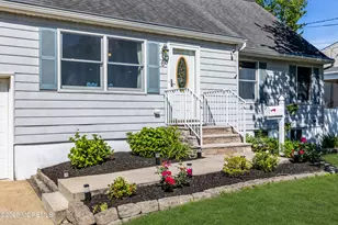 6 Virginia Ave, Hazlet Township, NJ 07730 - Photo 2