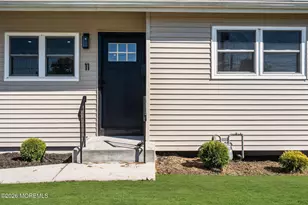 11 Dartmouth Rd, Sayreville, NJ 08859 - Photo 4