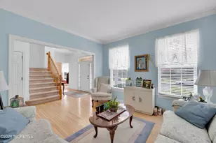 61 Danella Way, Howell Township, NJ 07731 - Photo 4