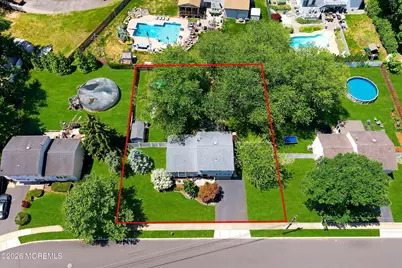 20 Bromley Drive, Hazlet Township, NJ 07730 - Photo 2