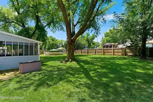 20 Bromley Dr, Hazlet Township, NJ 07730 - Photo 30