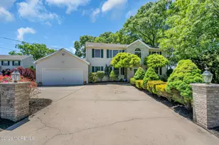 2722 W Bangs Ave, Neptune Township, NJ 07753 - Photo 4