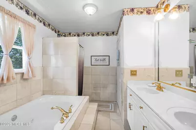 2722 W Bangs Avenue, Neptune Township, NJ 07753 - Photo 38