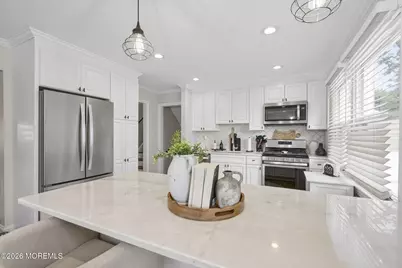 29 Alexander Avenue, Freehold, NJ 07728 - Photo 16