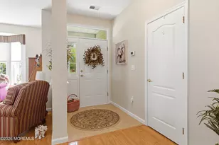 4 April Springs Ct, Lakewood, NJ 08701 - Photo 6