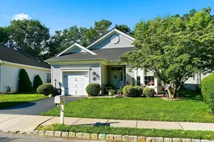 4 April Springs Ct, Lakewood, NJ 08701 - Photo 2