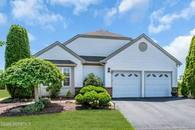 5 Donatello Drive, Manchester Township, NJ 08759 - Photo 2