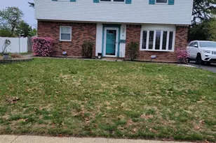 5 Peach Tree Rd, Oakhurst, NJ 07755 - Photo 1