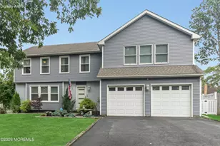 4 Laurel Crest Dr, Howell Township, NJ 07731 - Photo 2