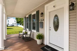 138 Church St, Belford, NJ 07718 - Photo 4