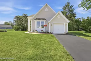 10 Deer Lake Ct, Barnegat, NJ 08005 - Photo 4