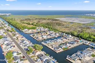 410 Jersey City Ct, Lanoka Harbor, NJ 08734 - Photo 54