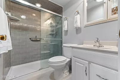 410 Jersey City Court, Lanoka Harbor, NJ 08734 - Photo 16