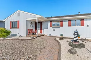 410 Jersey City Ct, Lanoka Harbor, NJ 08734 - Photo 4