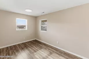 40 Twilight Ave, Keansburg, NJ 07734 - Photo 8