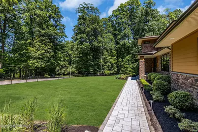 17 Hidden Hollow Terrace, Holmdel, NJ 07733 - Photo 12