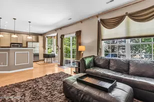 220 Hidden Lake Dr, Morganville, NJ 07751 - Photo 18