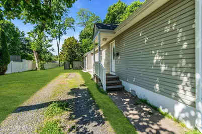 28 Lockwood Avenue, Freehold, NJ 07728 - Photo 2