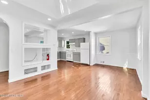 28 Lockwood Ave, Freehold, NJ 07728 - Photo 6