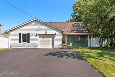 25 Carlow Way, Hazlet Township, NJ 07730 - Photo 2